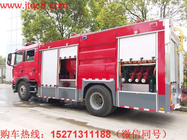 �������ָɷ�ˮ(li��n)������܇(ch��)ԓ܇(ch��)�O(sh��)��һ��(g��)�ɷ۹޼�һ��(g��)ˮ������픶˰��bһ�T(m��n)�ɷ��ں�һ�T(m��n)ˮ�����ɷ�ϵ�y(t��ng)����һ��(g��)�ɷ۾��P(p��n)��һ��(g��)��?d��)�ƿ�ܣ��b��6��(g��)40�����ƿ������3��(g��)����õ�?d��)�ƿ����һ�׹�·ϵ�y(t��ng)��